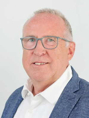 Portrait von Eike Döpelheuer