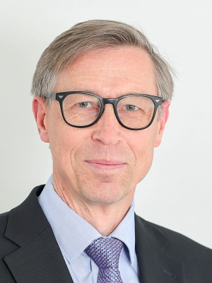 Portrait von Dr. Stefan Schünemann