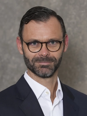Portrait von Dr. Carsten Transfeld